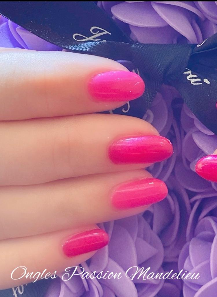 Manucure Rose Ongles Passion Mandelieu